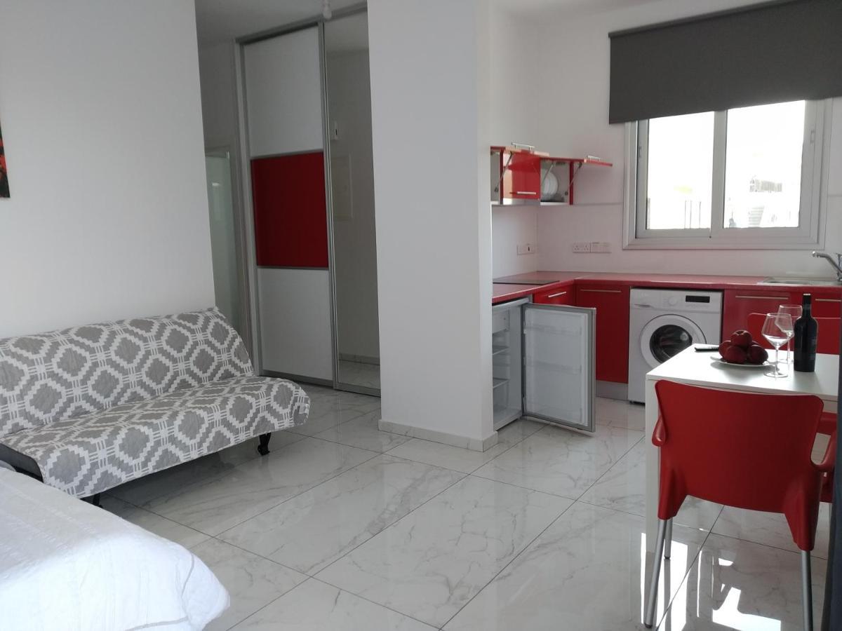 Dream- Downtown-Studios Paphos Exterior foto